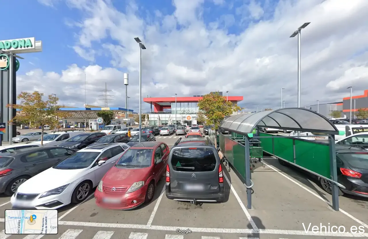 Electric Vehicle Charging Station