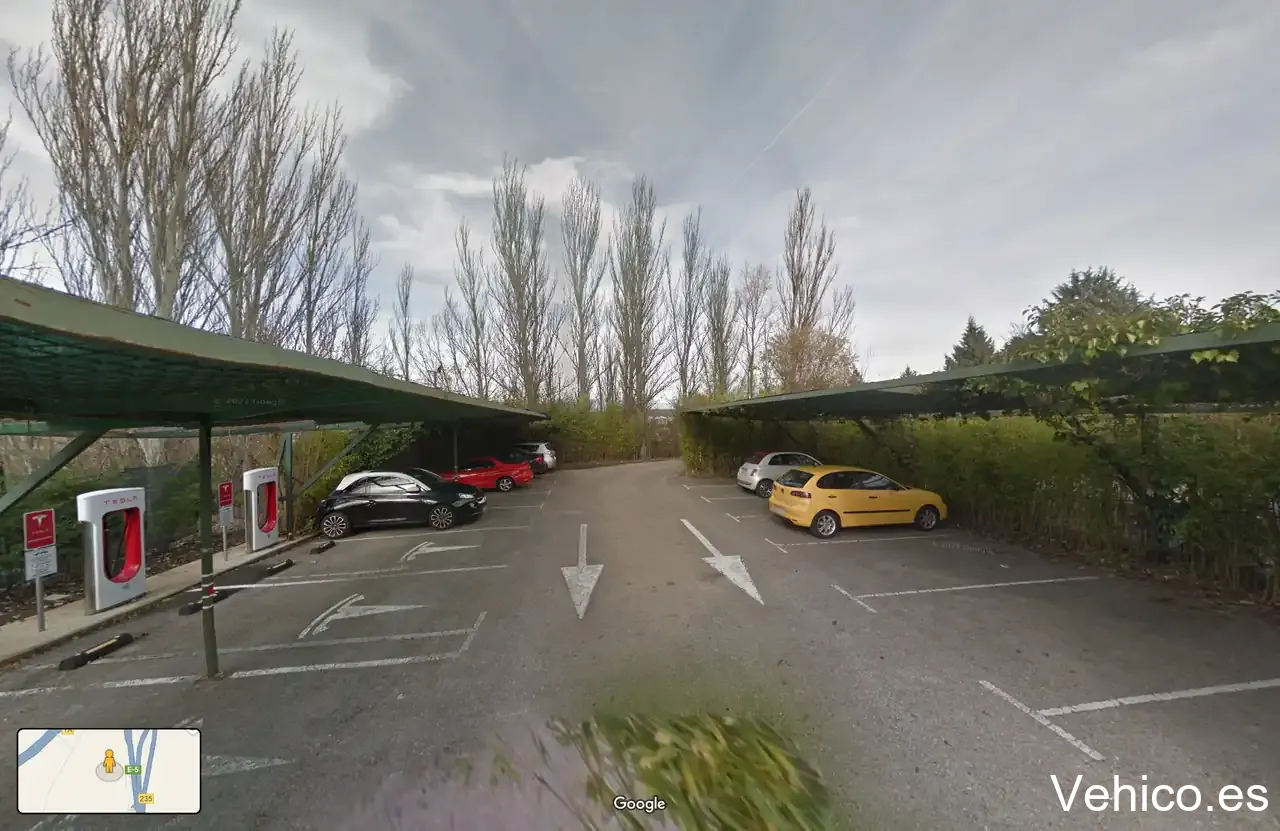 Tesla Supercharger