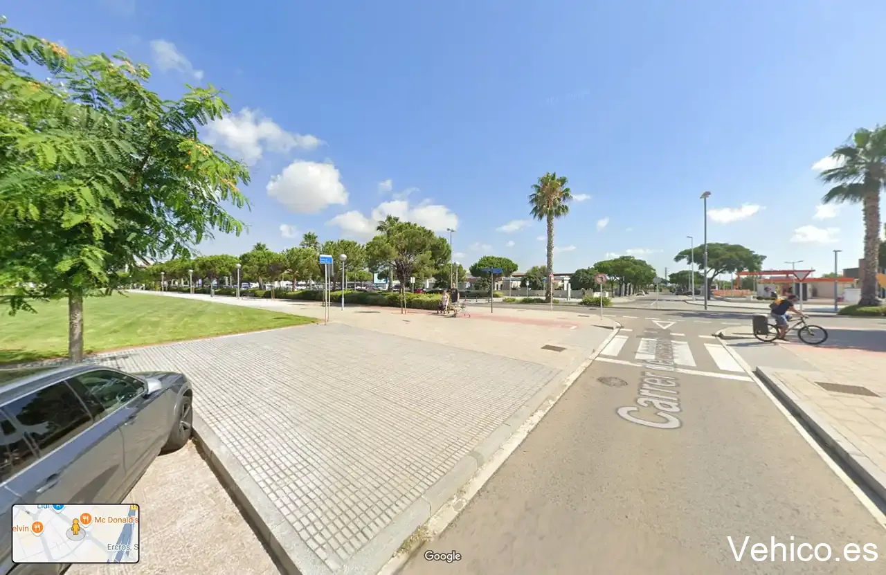 Punt recàrrega elèctrica cotxes i motos