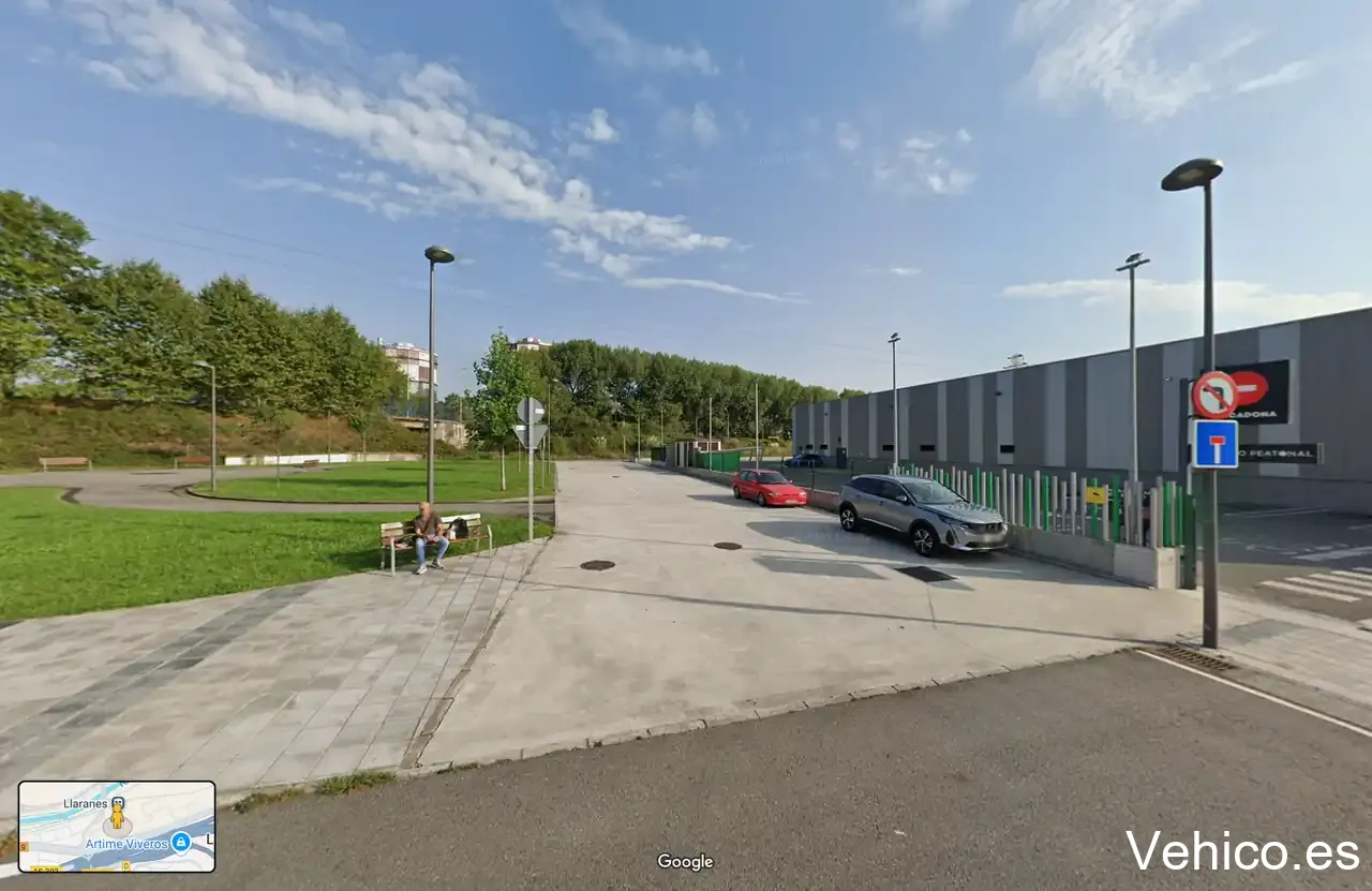 Electric Vehicle Charging Station