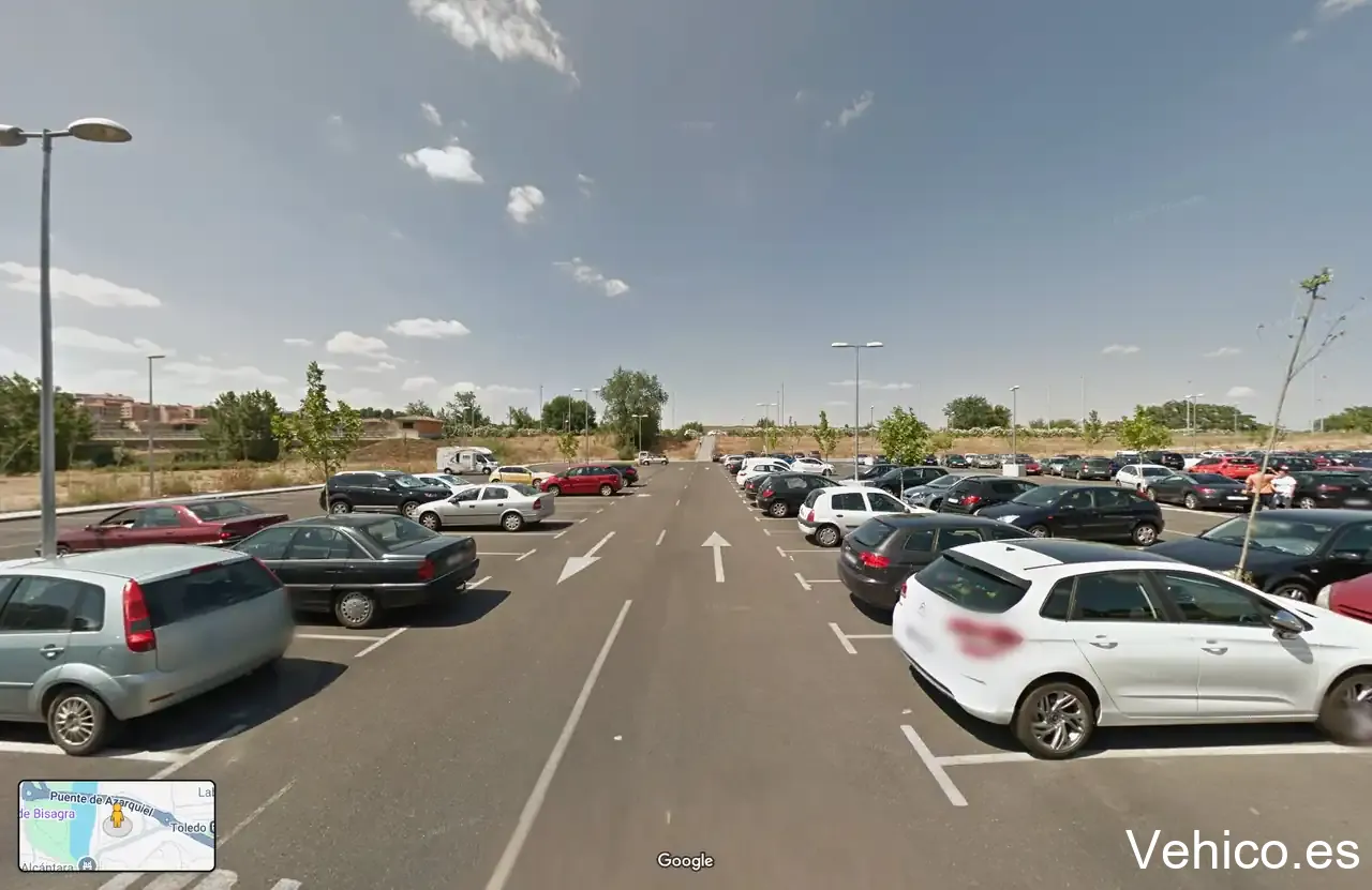 Azarquiel Car Park