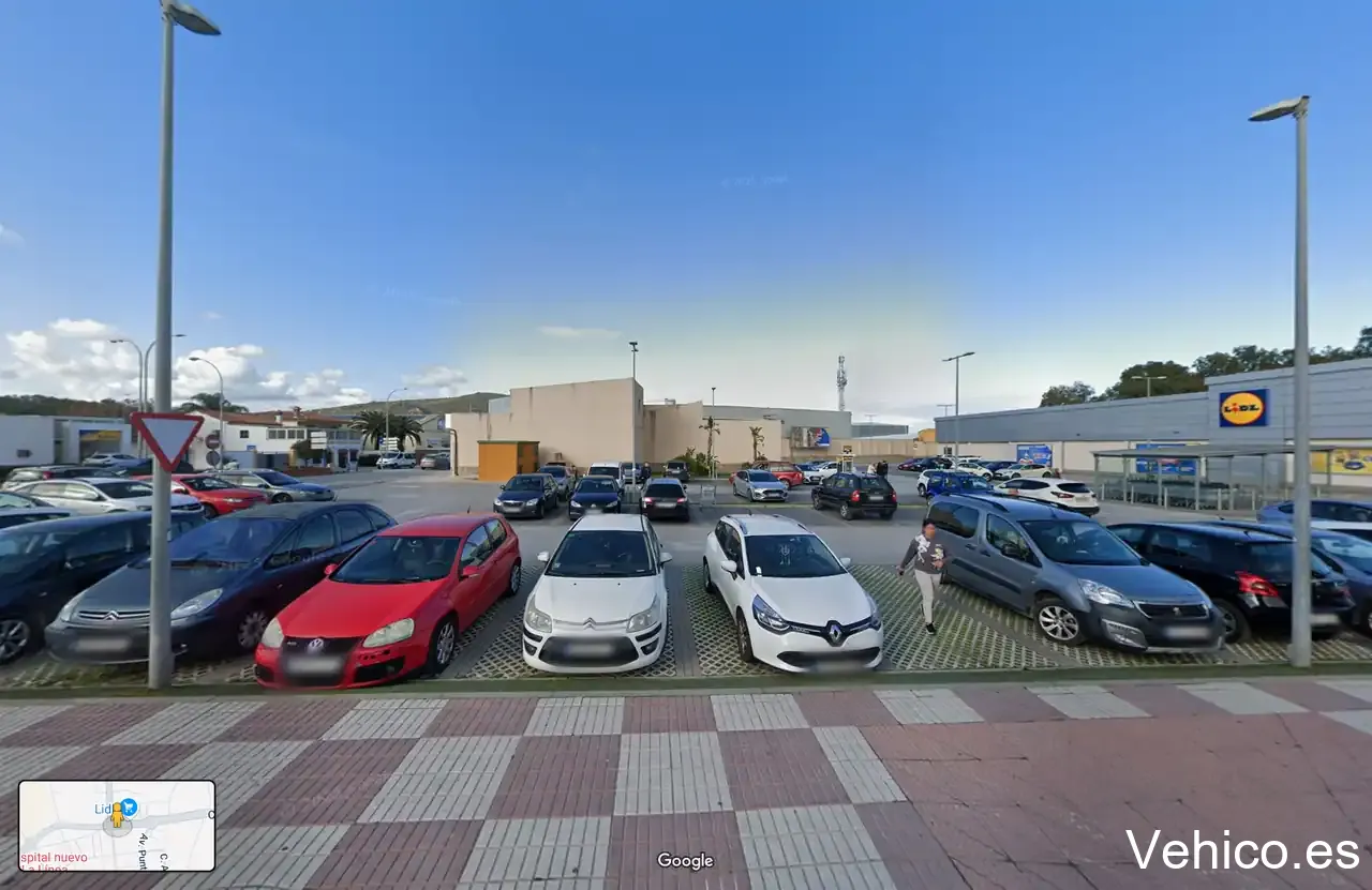 Parking Lidl (La Línea)