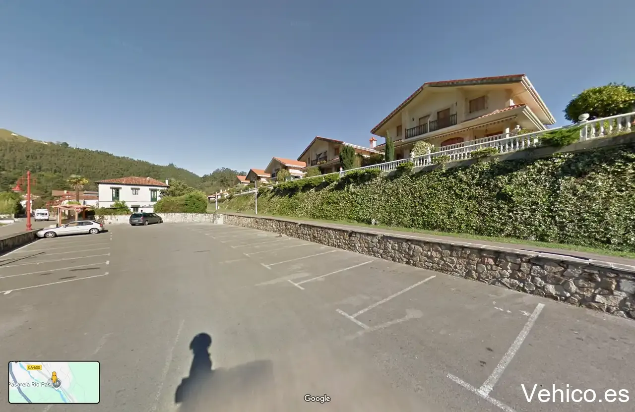 Parking Pasarela Río Pas