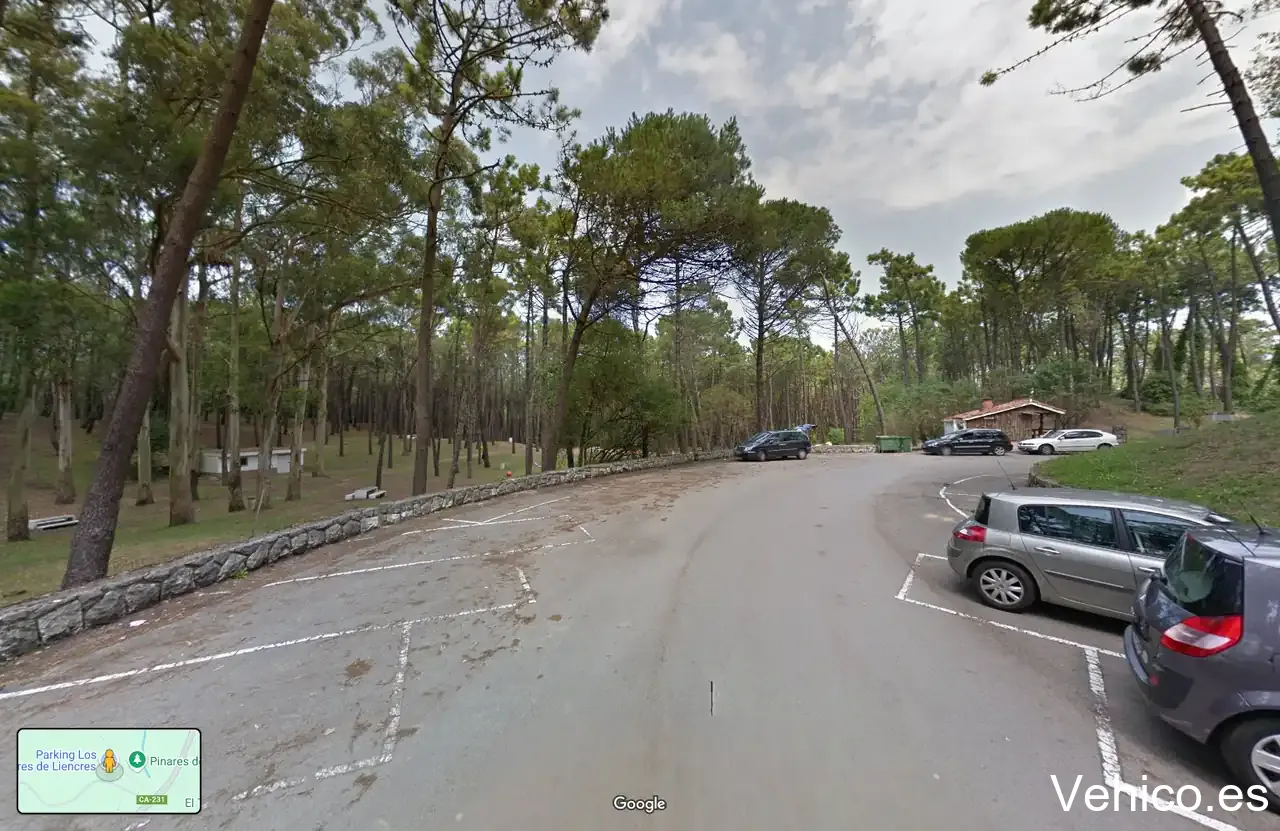 Parking Los Pinares de Liencres