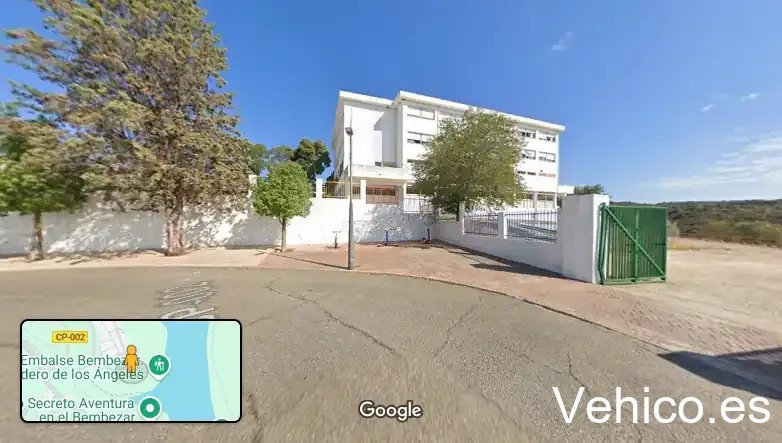 Aparcamiento del Colegio Victoria Diez
