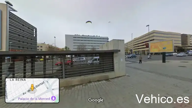 Avenida Libertad parking