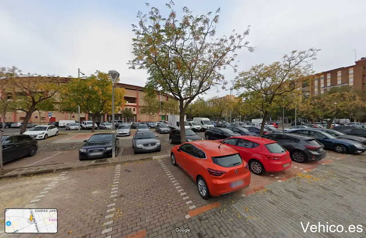 Av. de Manolete, 2 Parking