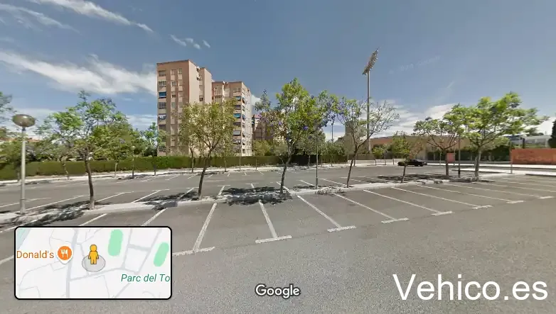 Calle Hondón de los Frailes, 2 Parking