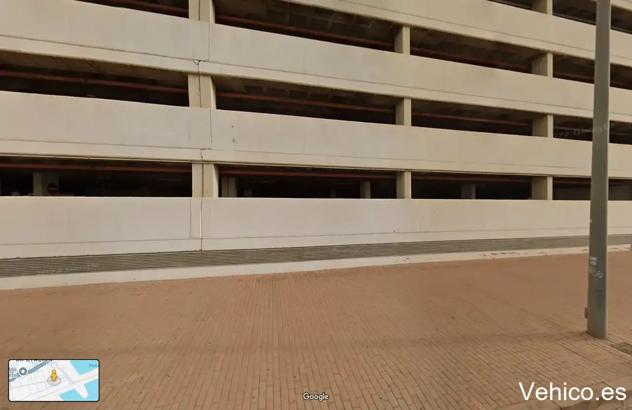 Calle de Santos Fuertes Fernández Garage