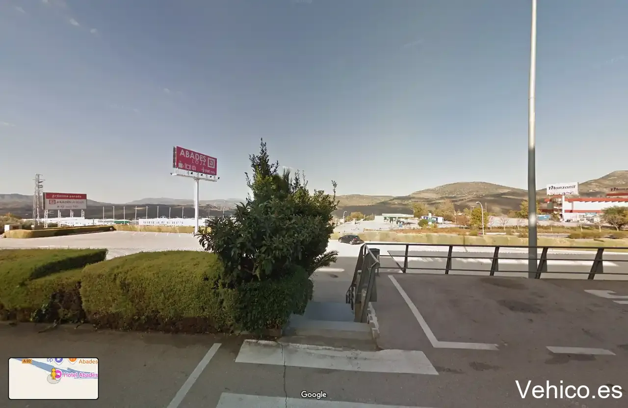 Parking Área de servicio Abades Loja
