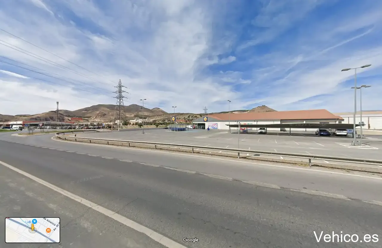 Aparcamiento Clientes Supermercado Lidl