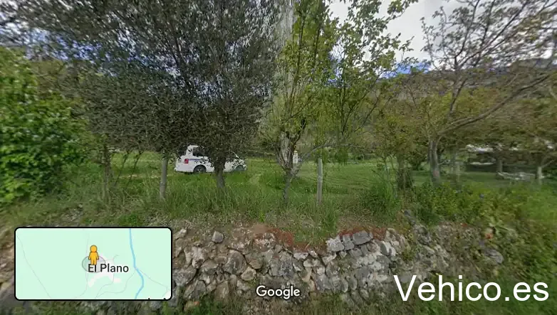Acampada rural y área de autocaravanas El Plano