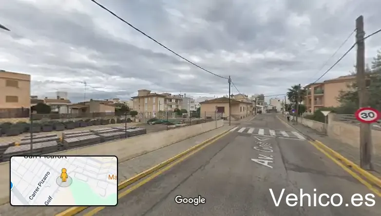 Aparcament Av. Golf