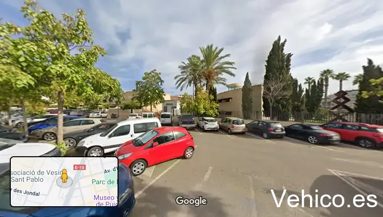 Carrer des Cubells 11 Parking