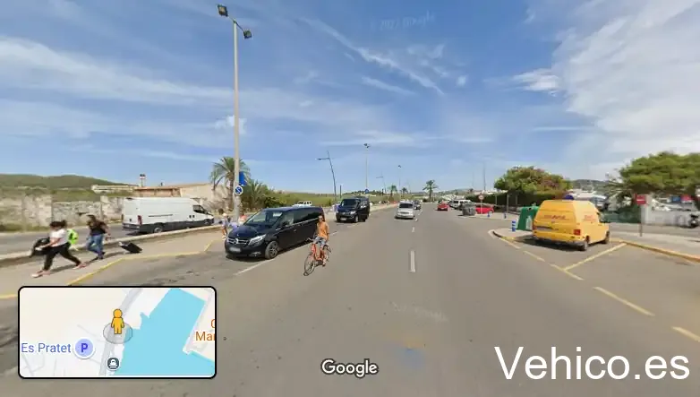 Avinguda de Santa Eulària des Riu, 1006-1008 Parking