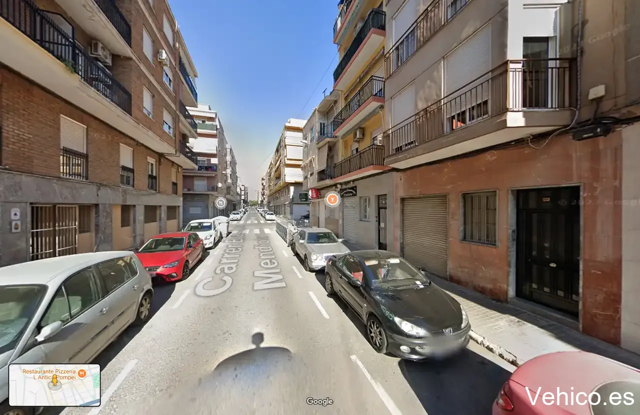 Para aparcar: paseeig del tractat d'elx