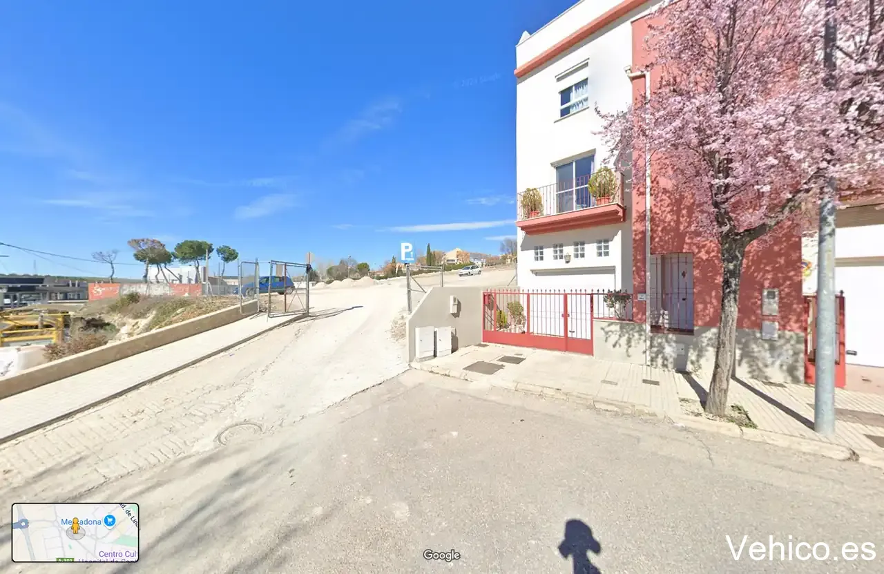 Parking disuasorio El Leon 2