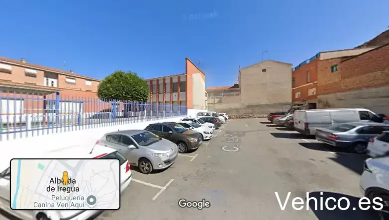 Aparcamiento Público De La Plaza.