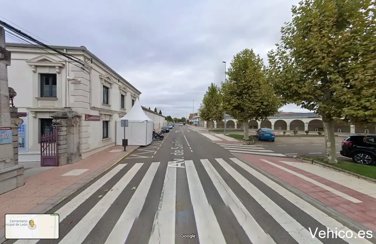 Parking Cementerio de San Froilán de León