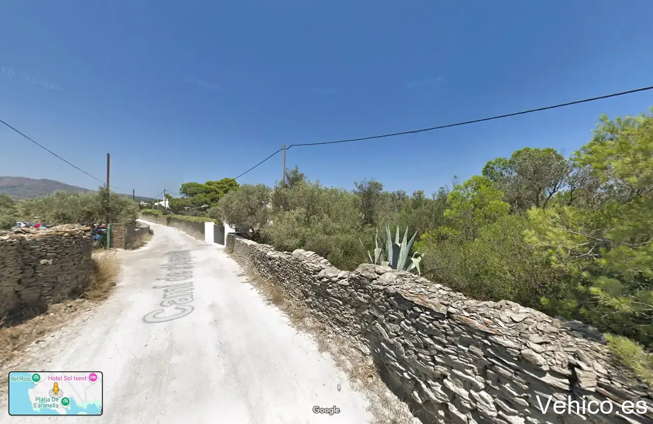 Aparcament Platja d'en Pere Fet