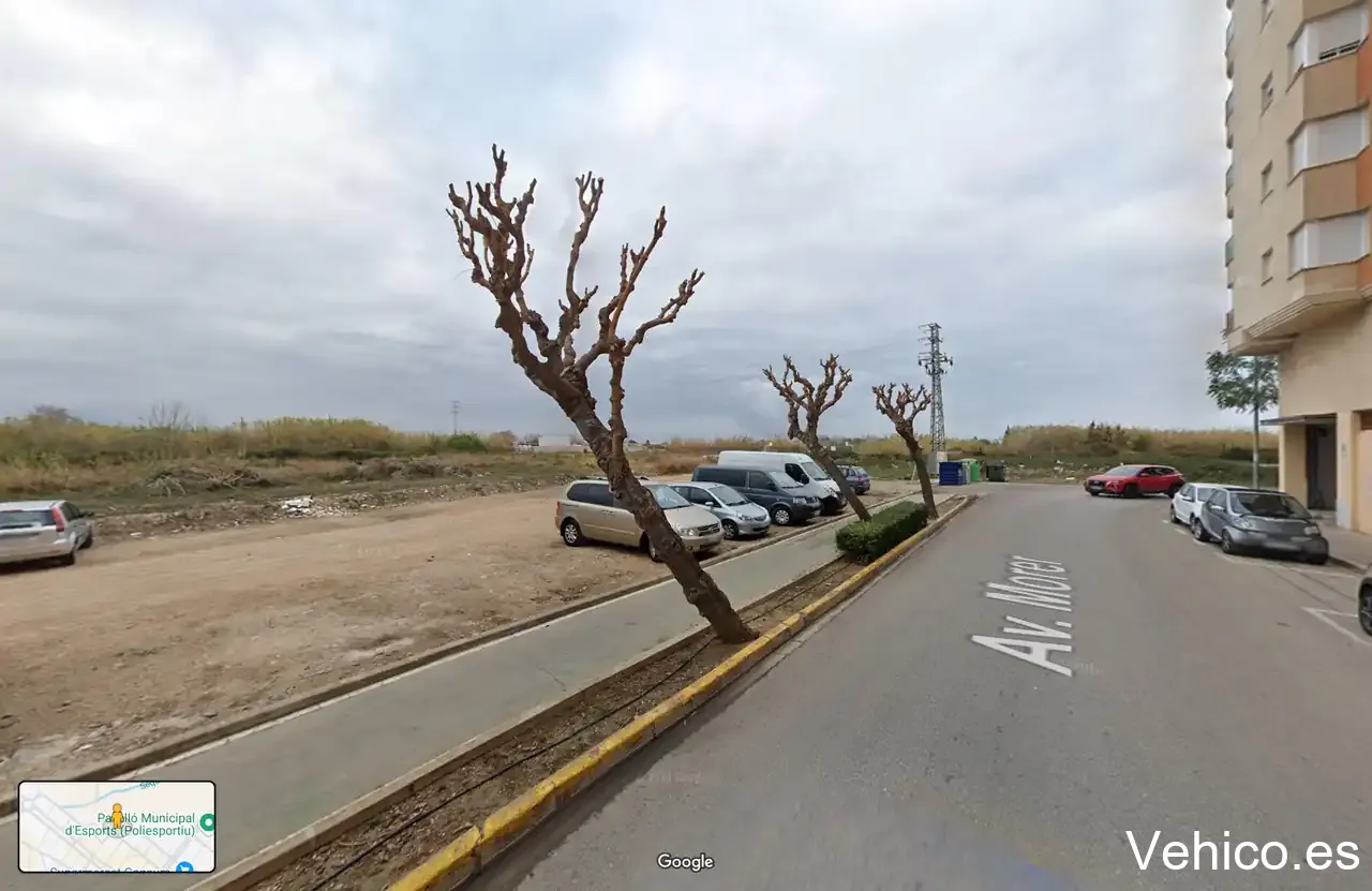 Av. Morer, 5 Parking