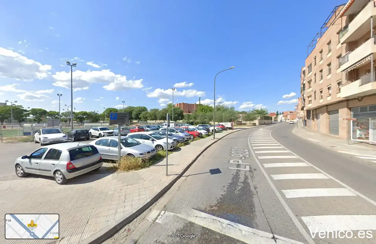 Aparcament de l'Av. de Rosa Parks