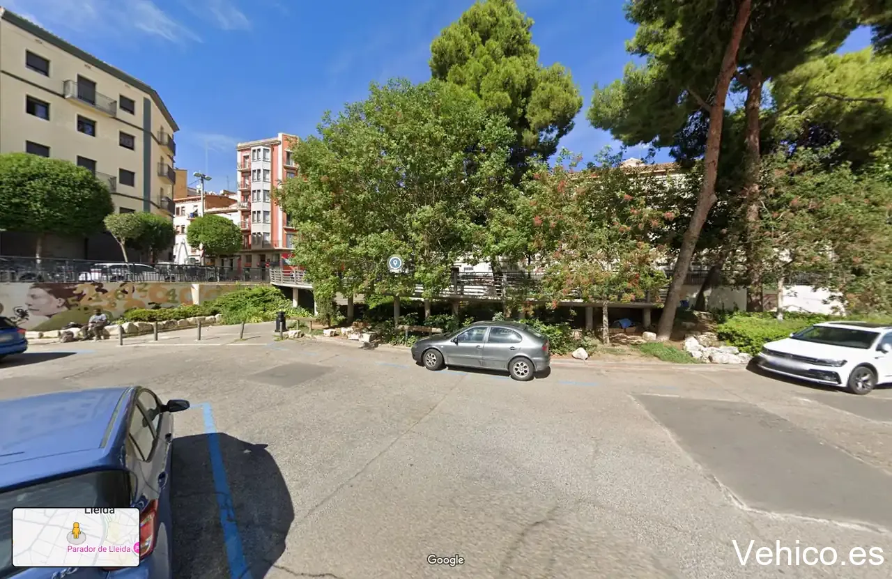 Carrer del Bisbe Messeguer, 2 Parking