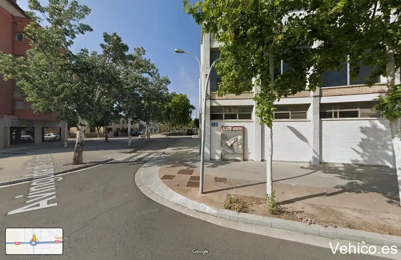 Aparcamiento Plaça Josep Pont i Creus