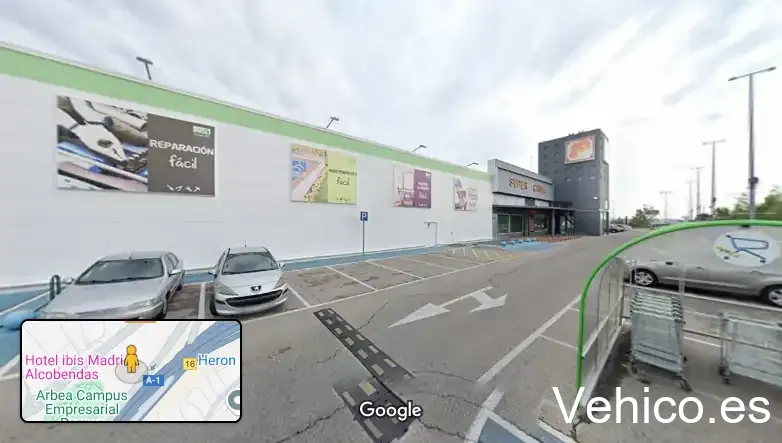 Aparcamiento Clientes Zona Comercial