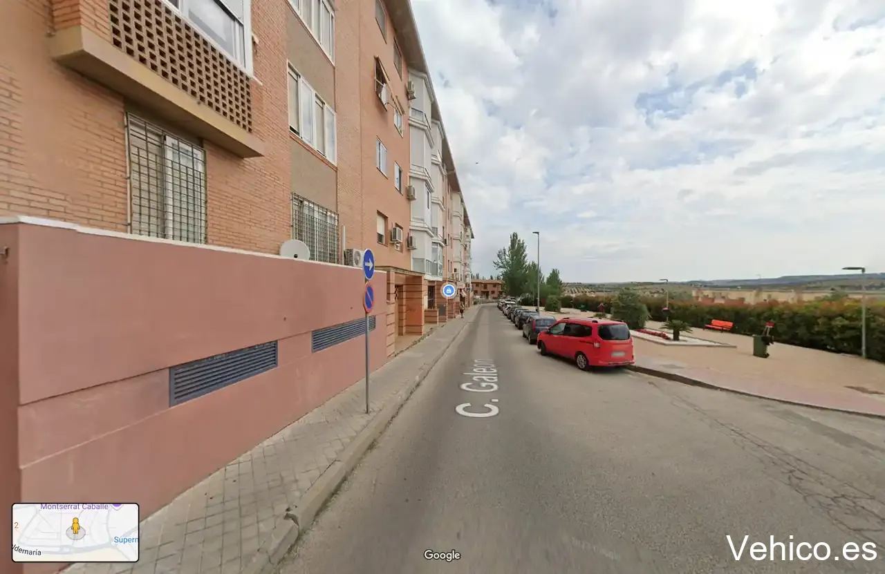 Aparcamiento de tierra
