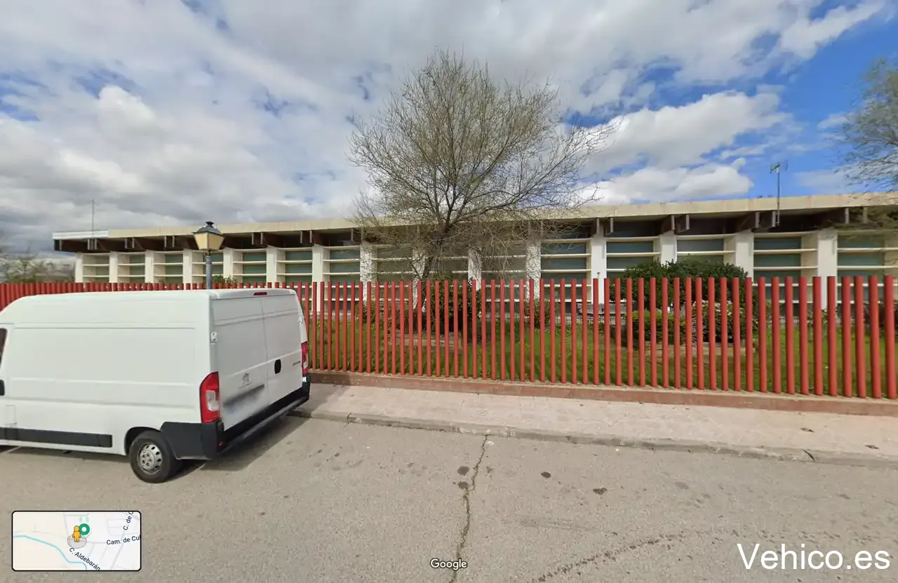 Camino de Cubas, 17 Parking