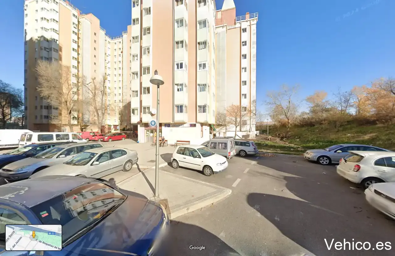 Calle del Jazmín, 47 Parking