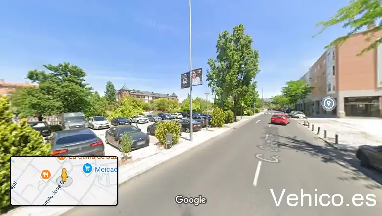 C. Camilo José Cela, 15 Parking