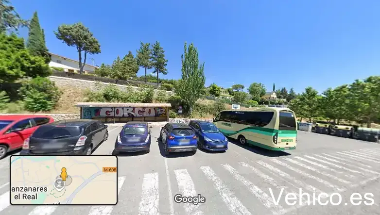 Castle of the Mendoza Parking