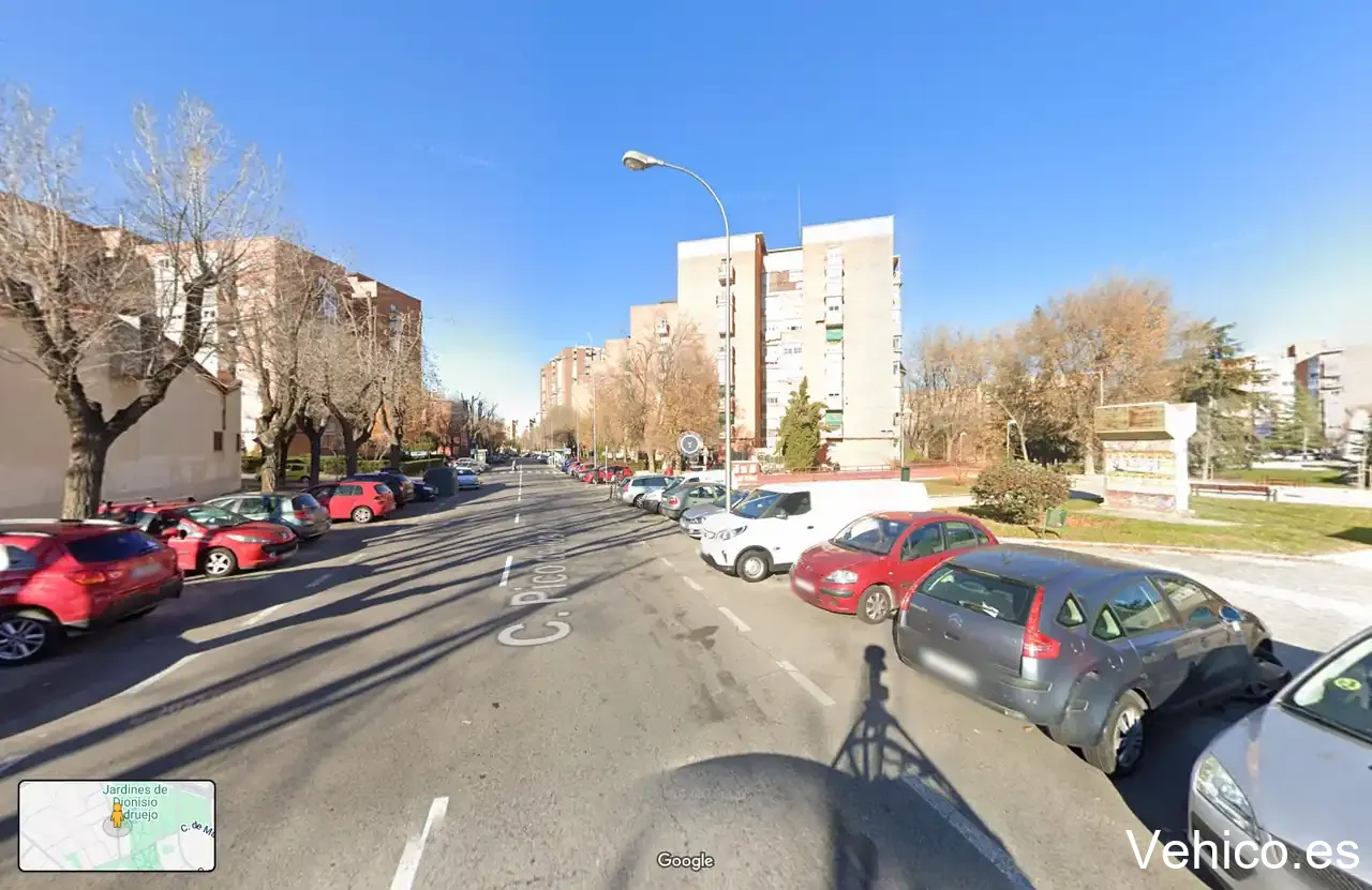 Aparcamiento para residentes Pico de los Artilleros