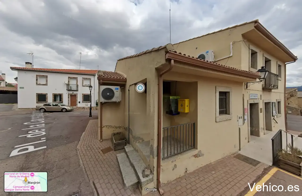 Puentes Viejas Town Hall