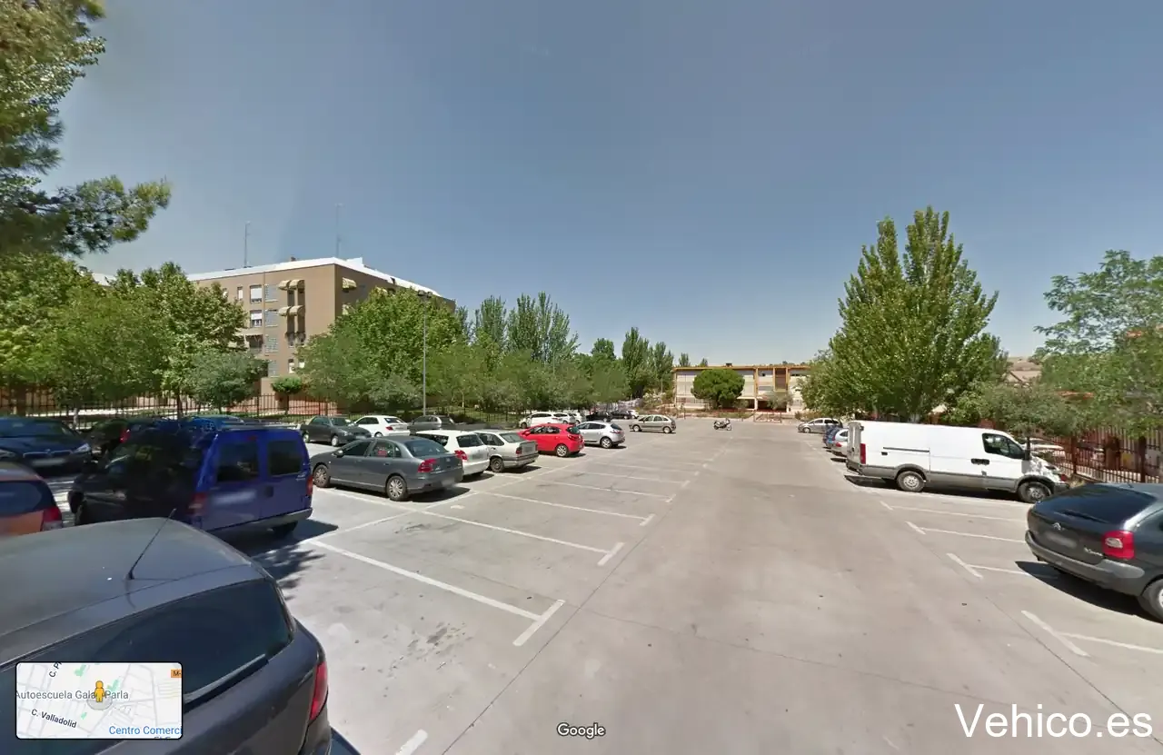 Parking público UNED