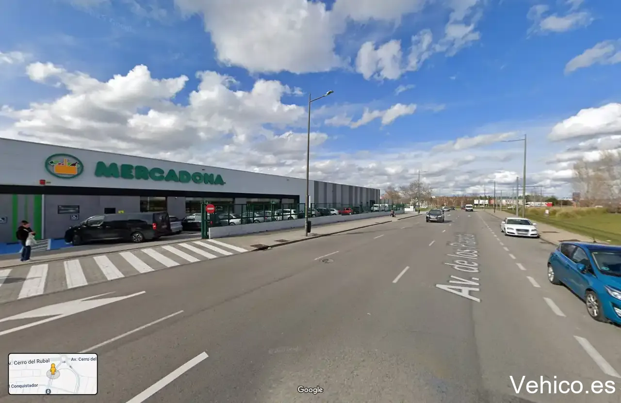 Aparcamiento de movilidad reducida MERCADONA
