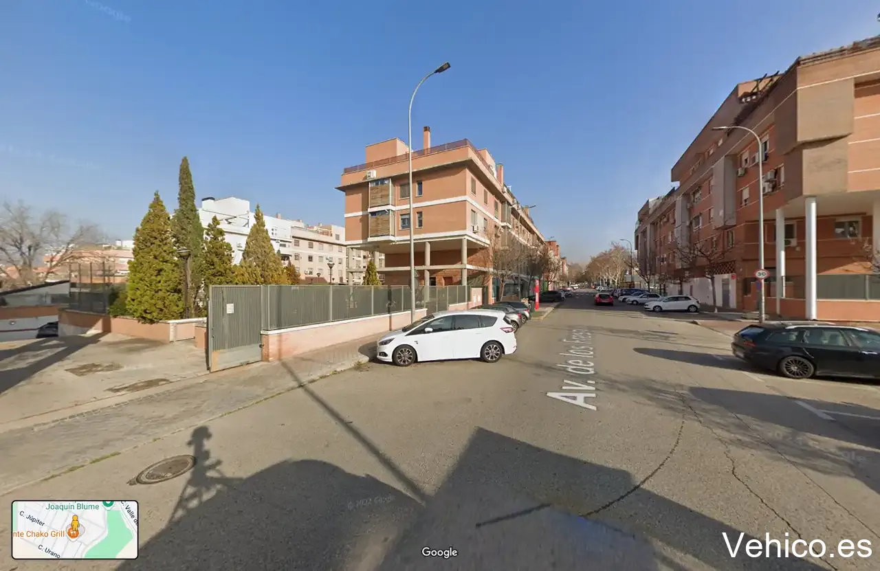 Av. de los Fresnos, 23 Parking