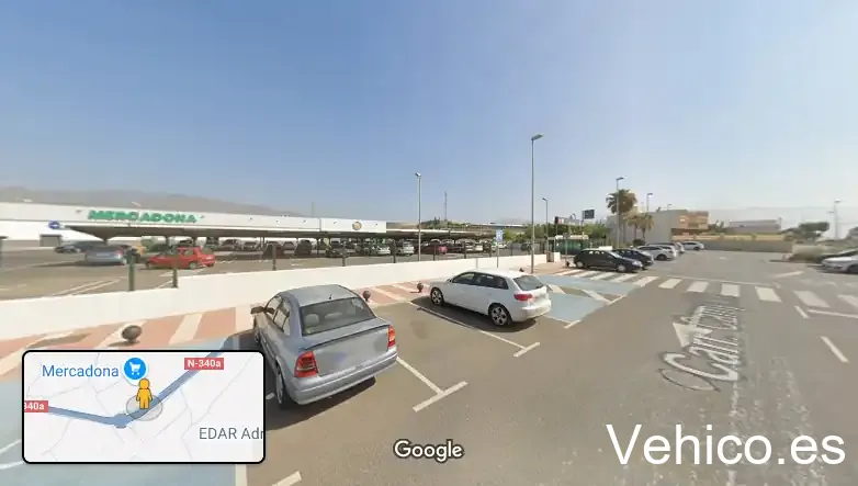 Aparcamiento de movilidad reducida Mercadona
