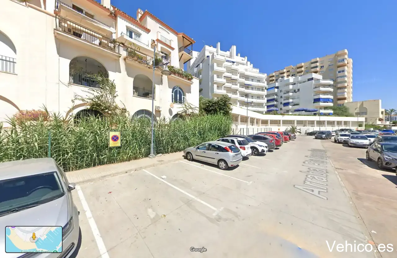 Parking Puerto Deportivo Estepona