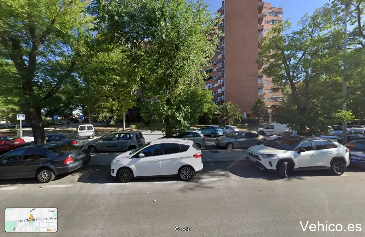 Calle Villalonso, 22 Parking