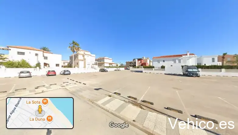 Aparcamiento para coches y Autocaravanas. y AutocaravanasNO caravanas