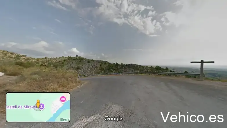Parking del Castell de Miravet