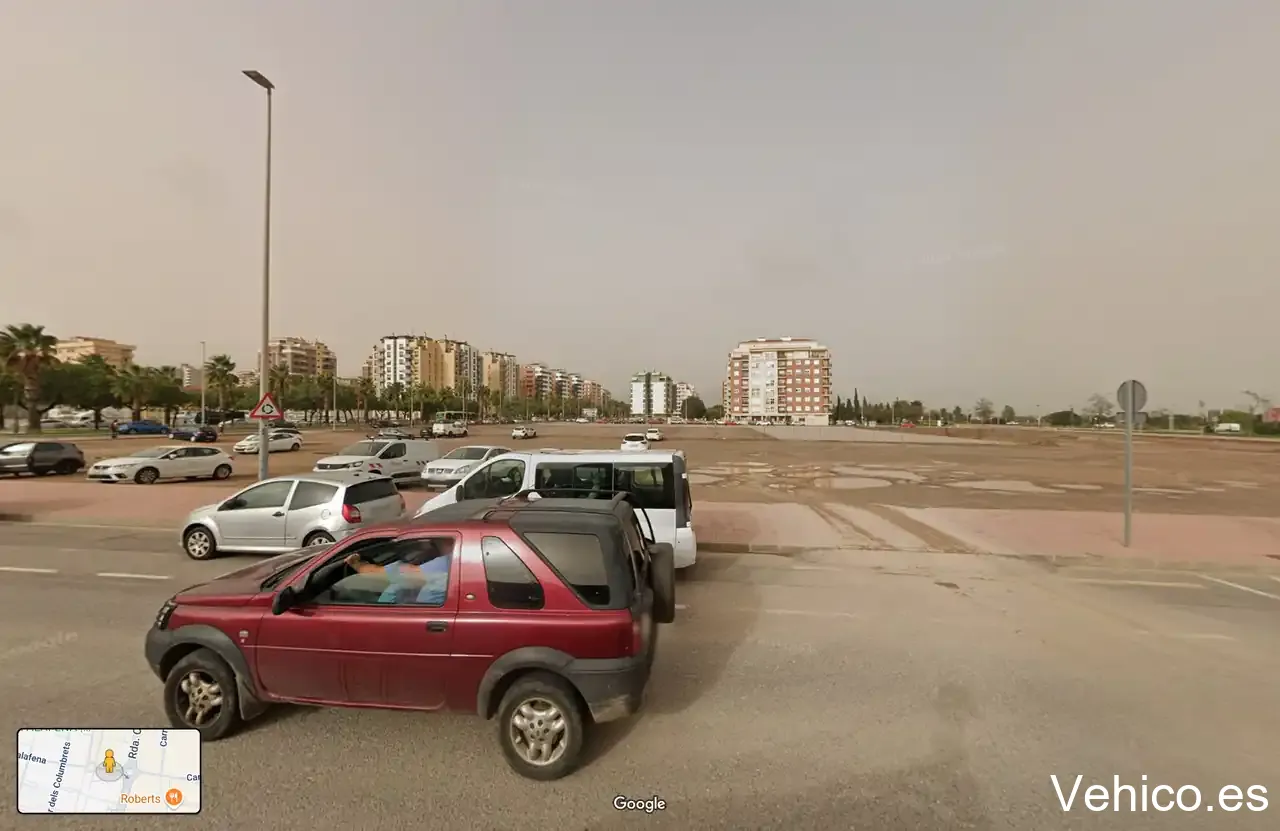 Pàrquing de terra dels Jutjats