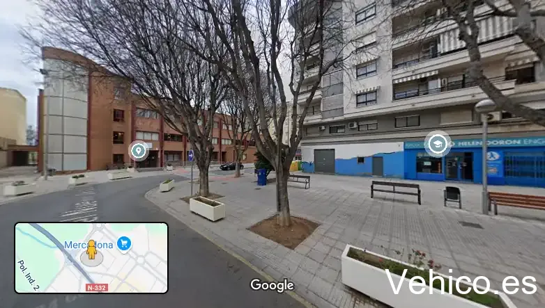 Carrer Nou d'Octubre, 5 Parking