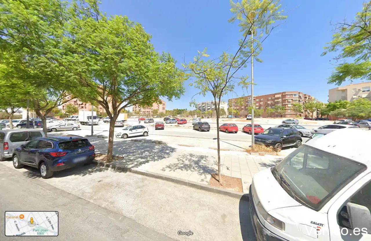 Carrer Espronceda, 2 Parking