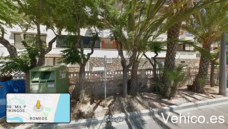 Parking Lejos Mil Palm