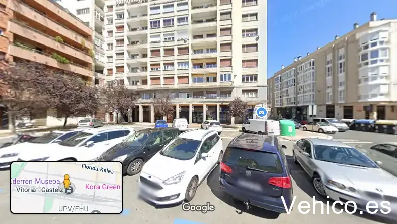 Vitoria-Gasteiz Train Station Parking