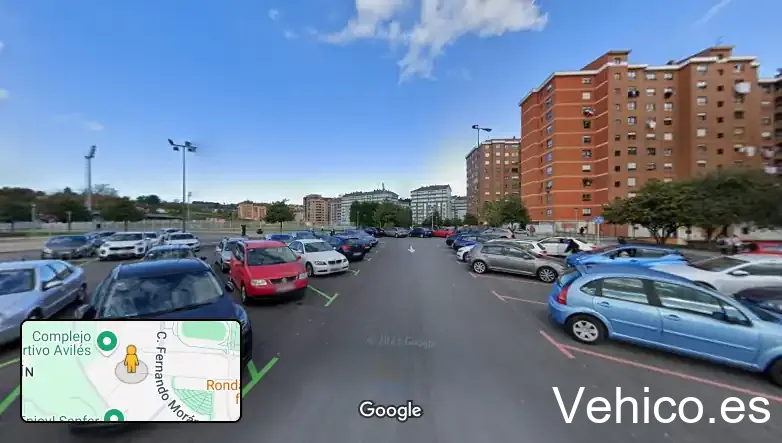 Aparcamiento Palacio de Deportes de Avilés delantero